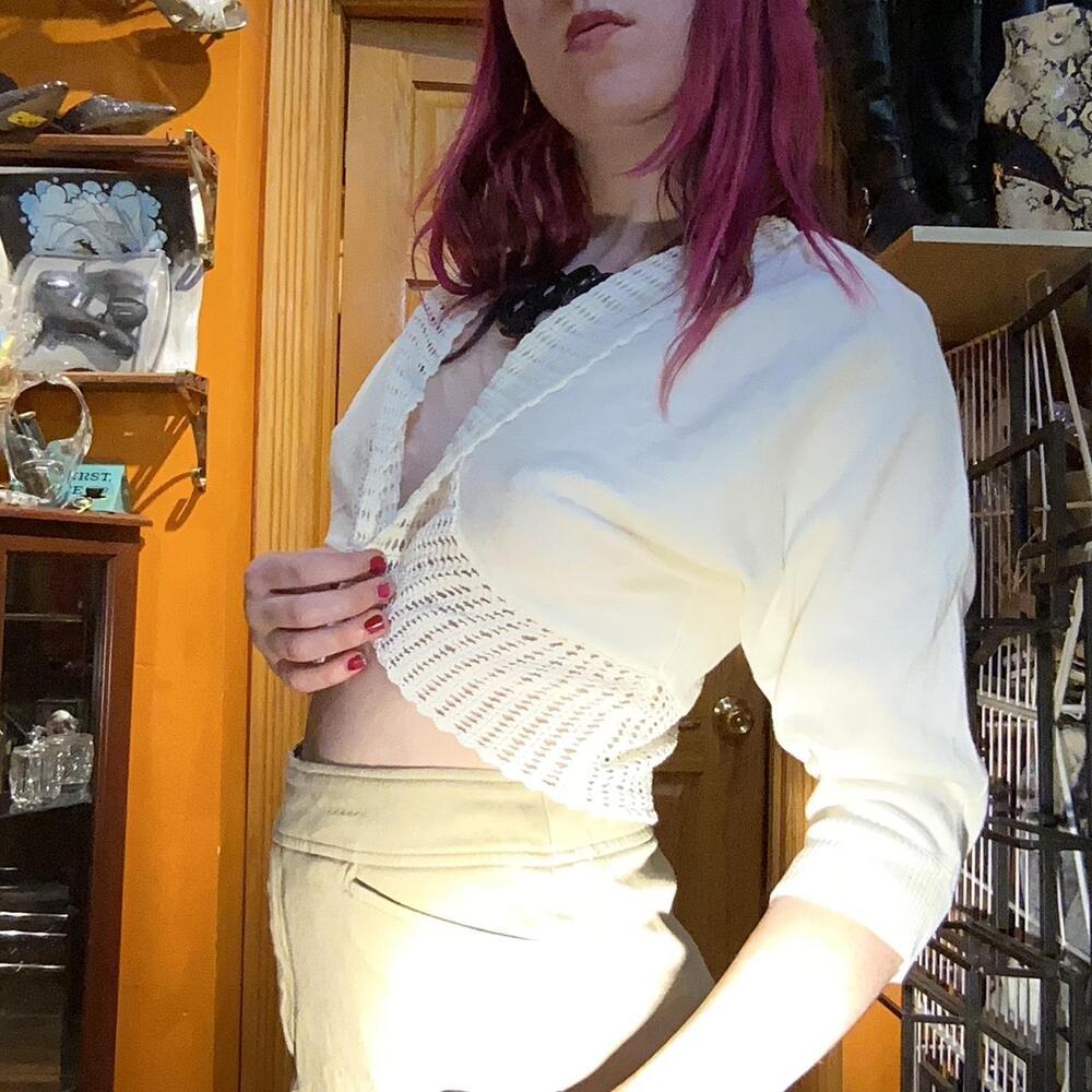 Vintage designer brand elle cream knit cardigan